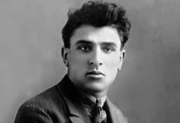 Mikayıl Müşfiq